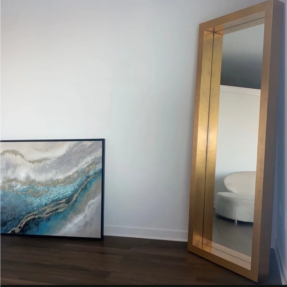 Floor mirror